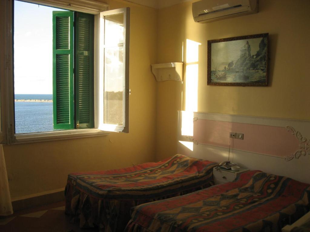 Ramsis Hotel Alexandria Phòng bức ảnh